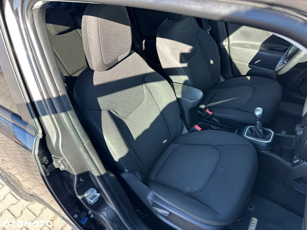 Jeep Renegade - 12