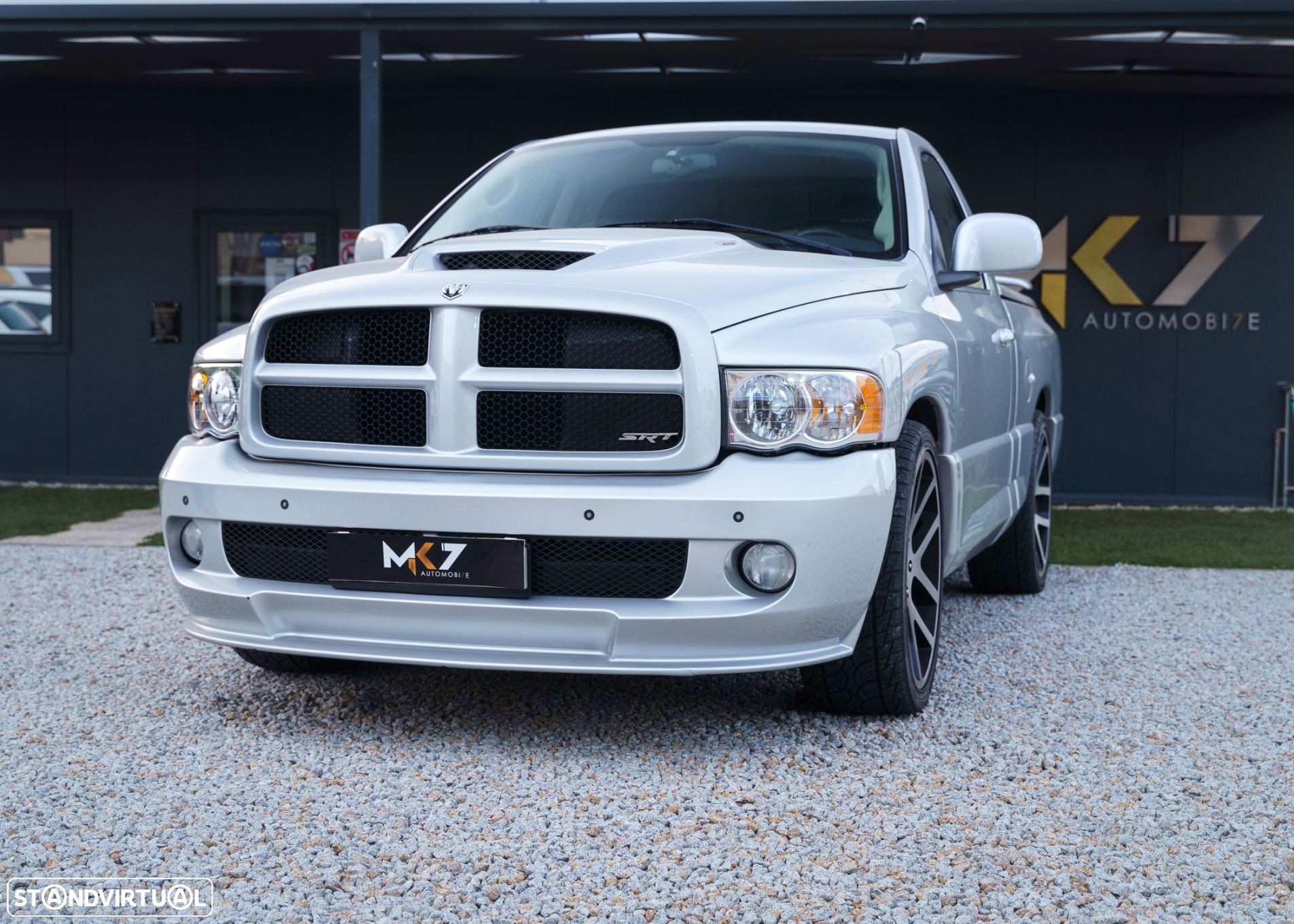 Dodge RAM - 1