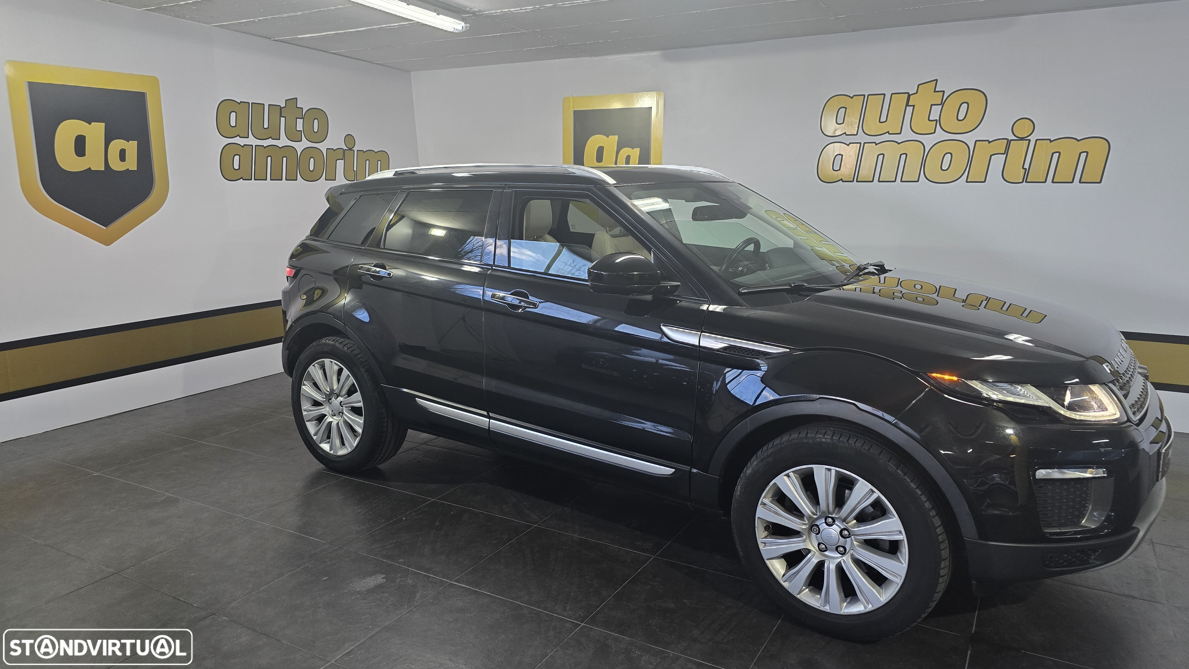 Land Rover Range Rover Evoque 2.0 TD4 SE Auto - 4