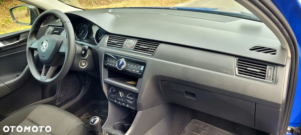 Skoda RAPID 1.0 TSI Active - 11