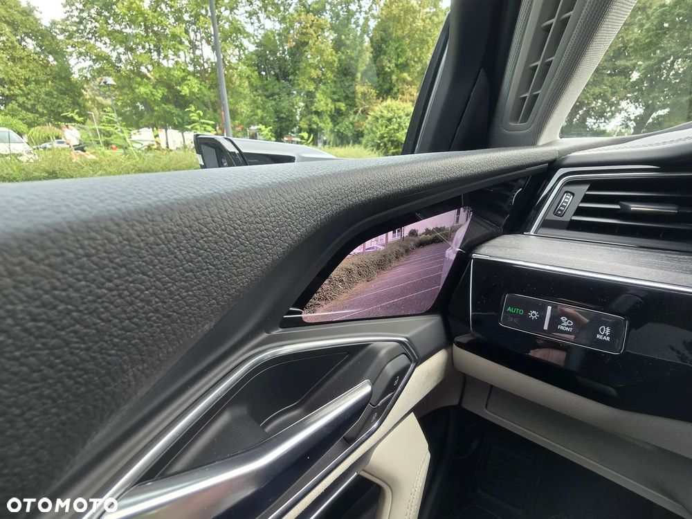 Audi e-tron 55 Quattro S Line - 15
