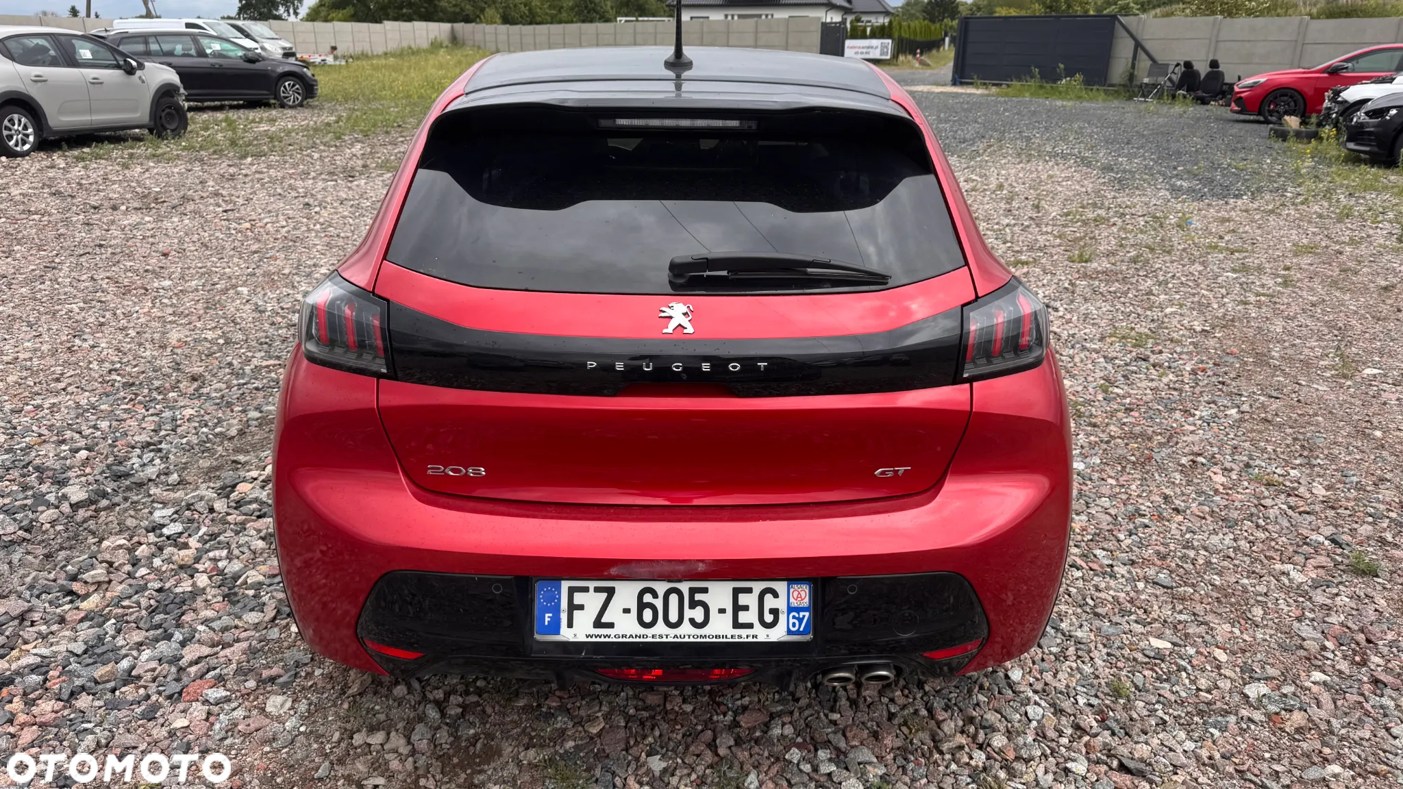 Peugeot 208 PureTech 130 EAT8 GT Pack - 4