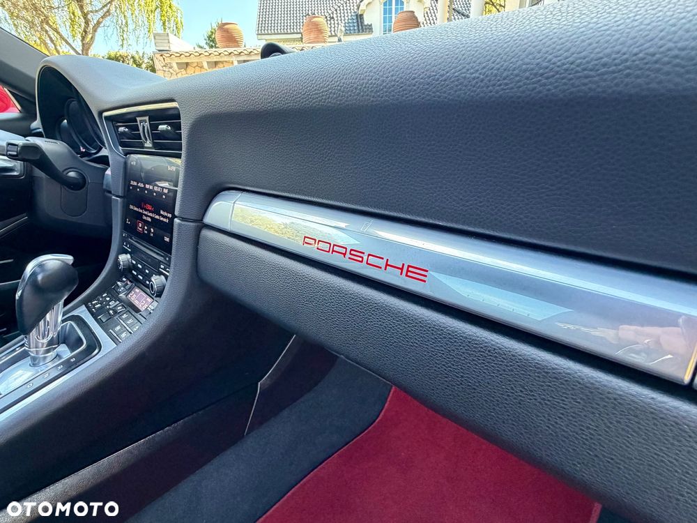 Porsche 911 Carrera S PDK - 17