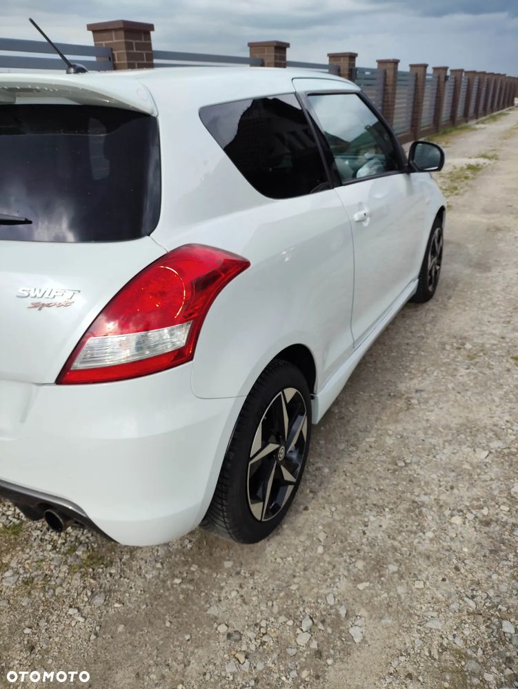 Suzuki Swift - 6