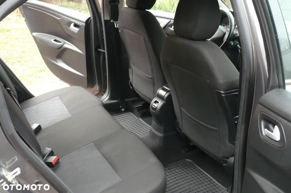 Citroën C-Elysée 1.2 PureTech Exclusive - 11