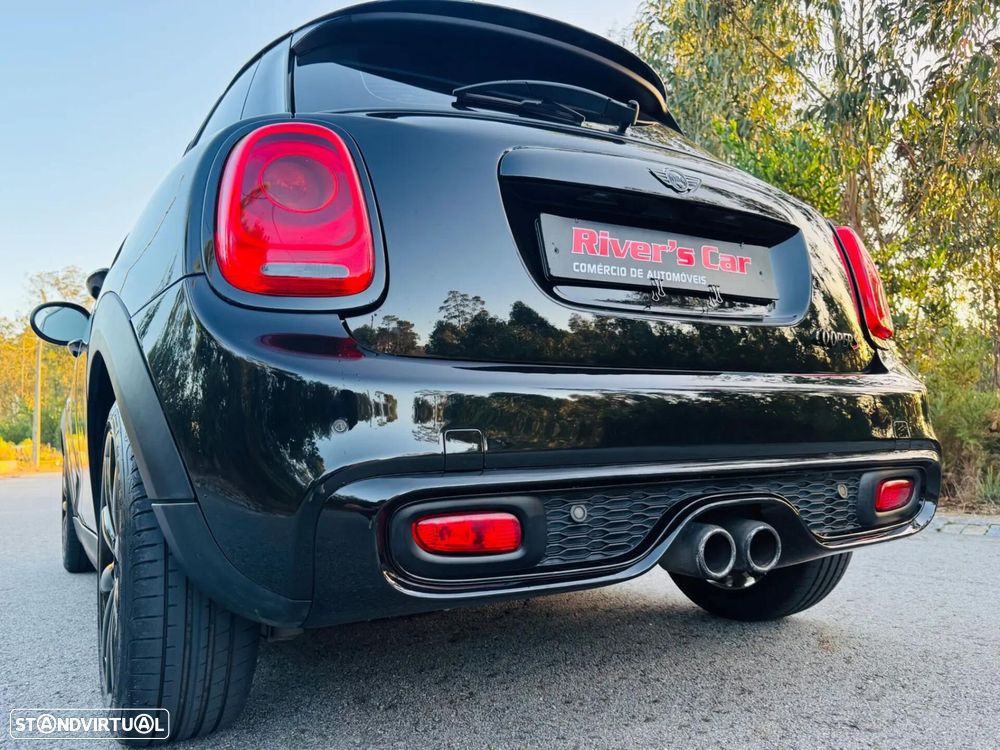 MINI 5 Portas Cooper S - 16