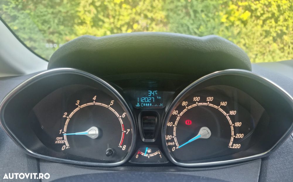 Ford Fiesta 1.1 Trend - 14