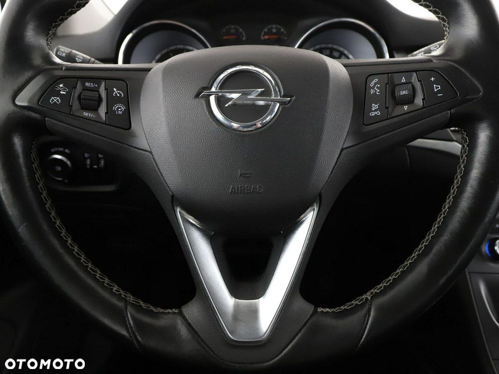 Opel Astra 1.4 T Elite S&S - 22