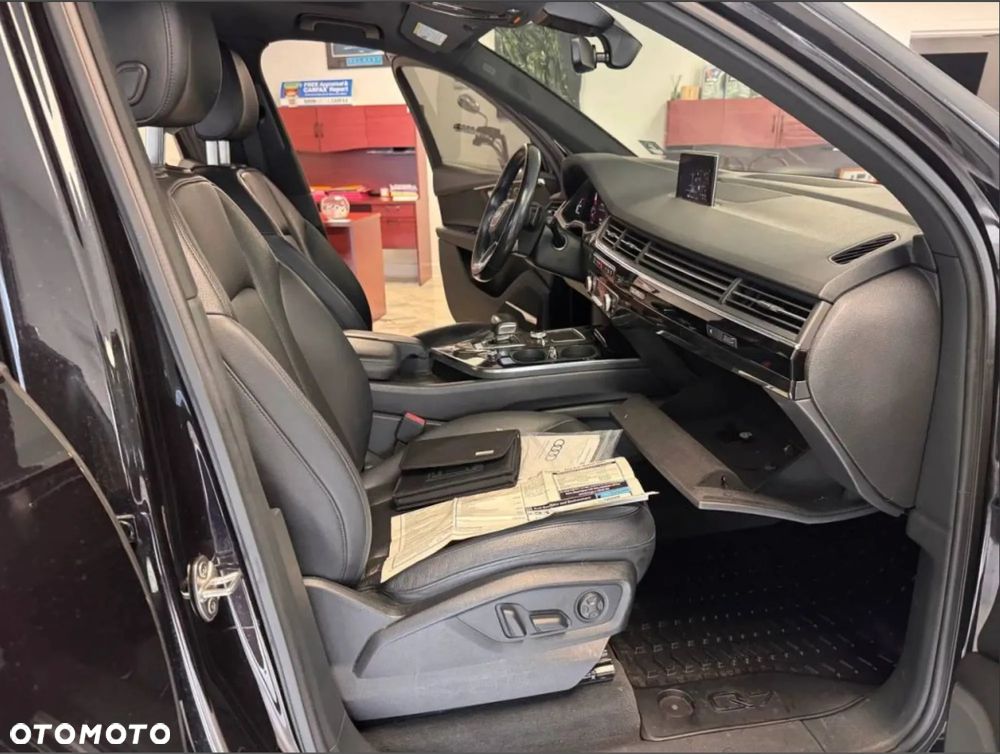 Audi Q7 3.0 TFSI Quattro Tiptronic - 22