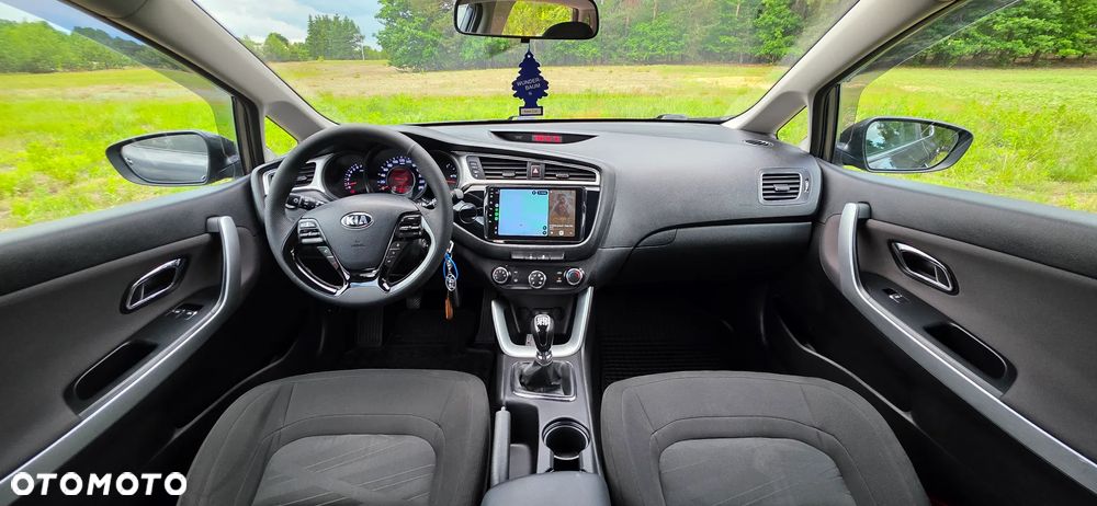 Kia Ceed 1.4 L Business Line - 12