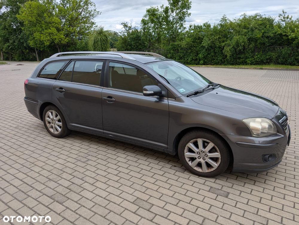 Toyota Avensis 2.0 D-4D Sol - 1