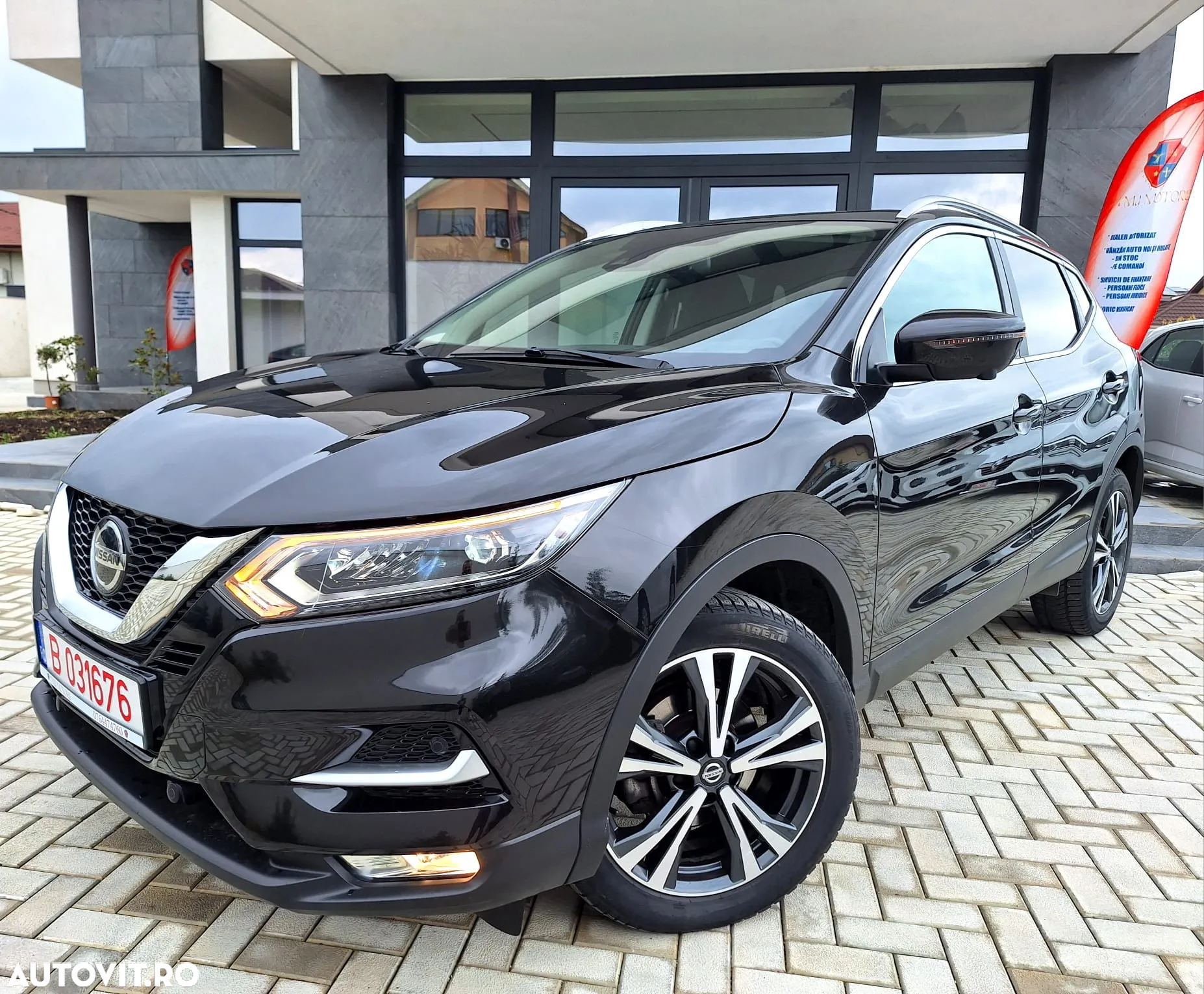 Nissan Qashqai 1.3 DIG-T N-CONNECTA - 2