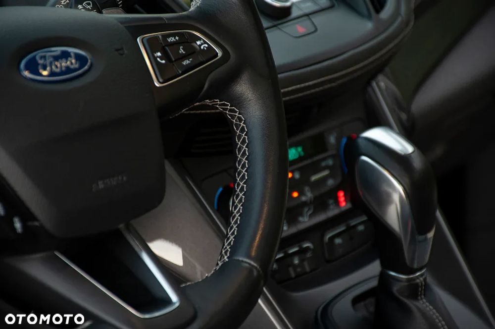 Ford Kuga 2.0 EcoBoost 4x4 ST-Line - 36