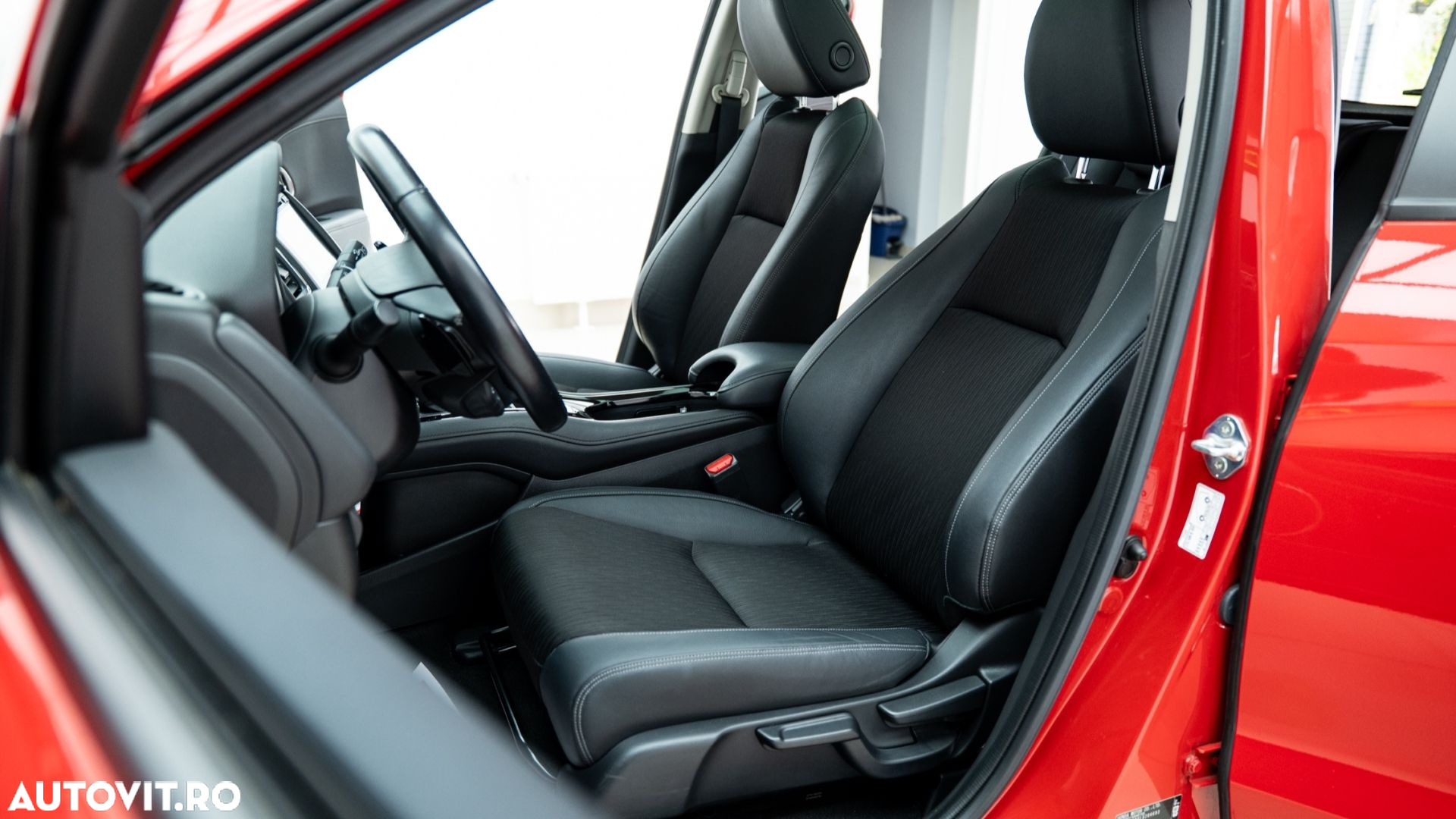 Honda HR-V 1.5 i-VTEC CVT Elegance Navi - 14