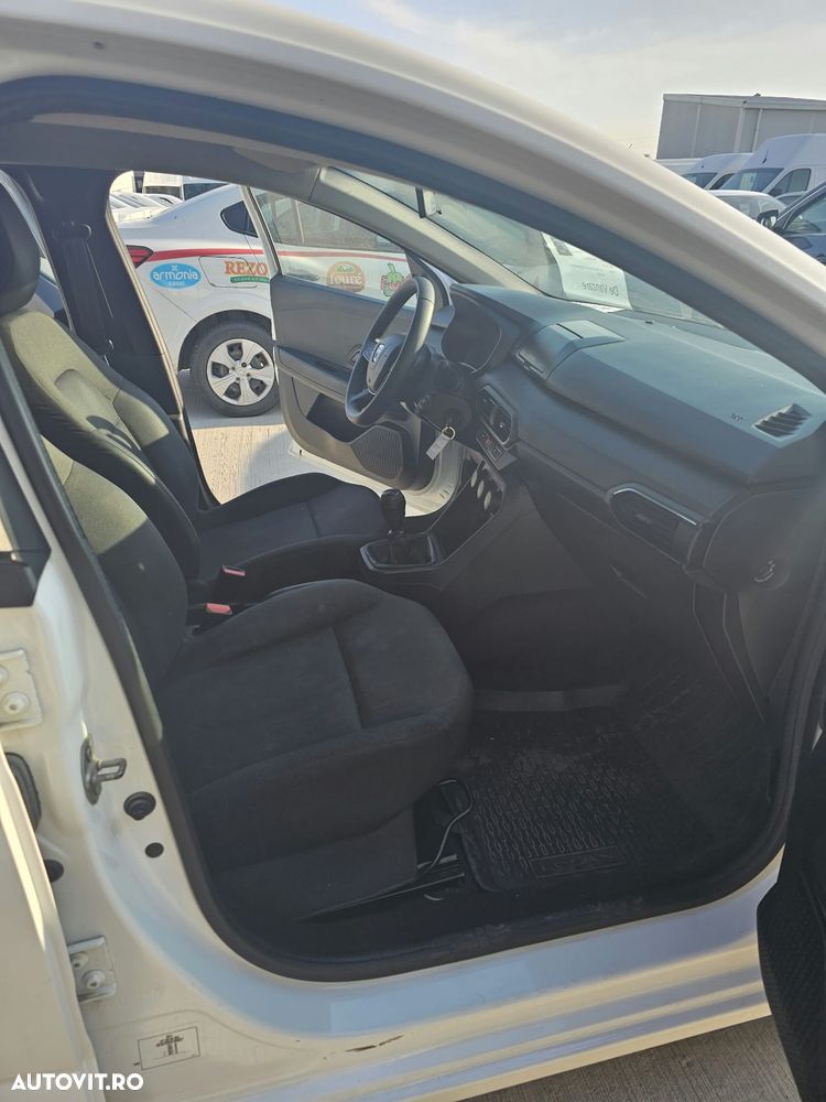 Dacia Logan - 8