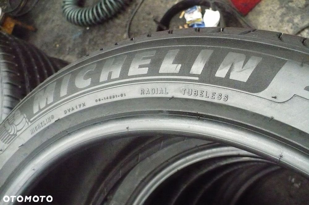 2x MICHELIN Primacy 4 235/45R20 6mm-6,1mm 2022 - 3