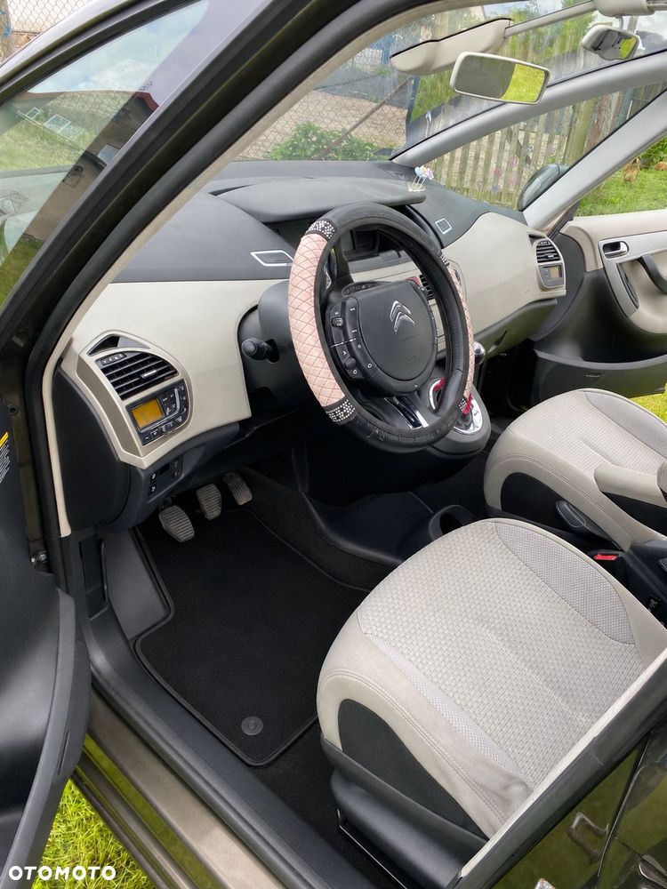 Citroën C4 Picasso - 8