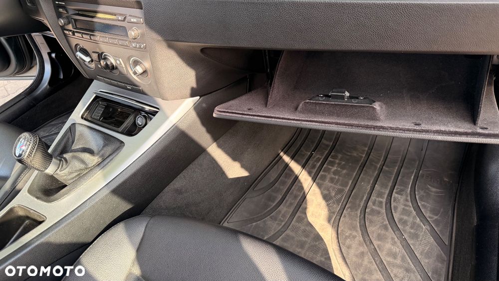 BMW Seria 3 318i - 19