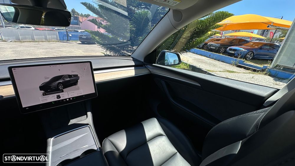 Tesla Model Y Long Range Tração Integral - 29
