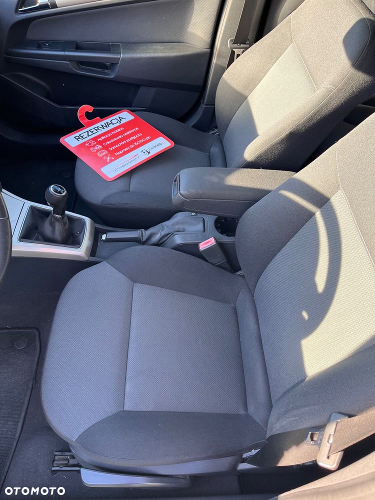 Opel Astra 1.6 Caravan Edition - 12