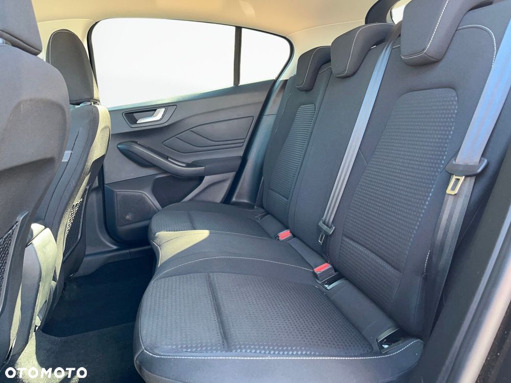 Ford Focus - 14