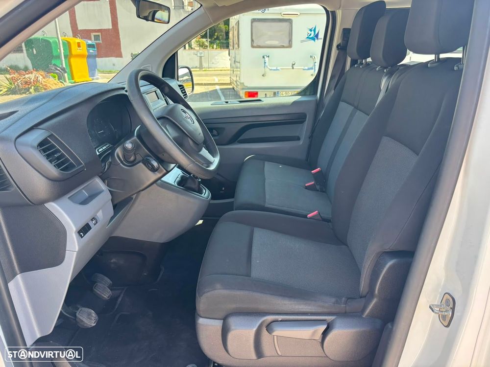 Opel Vivaro 1.5 CDTi L3H1 Essentia Inc - 30