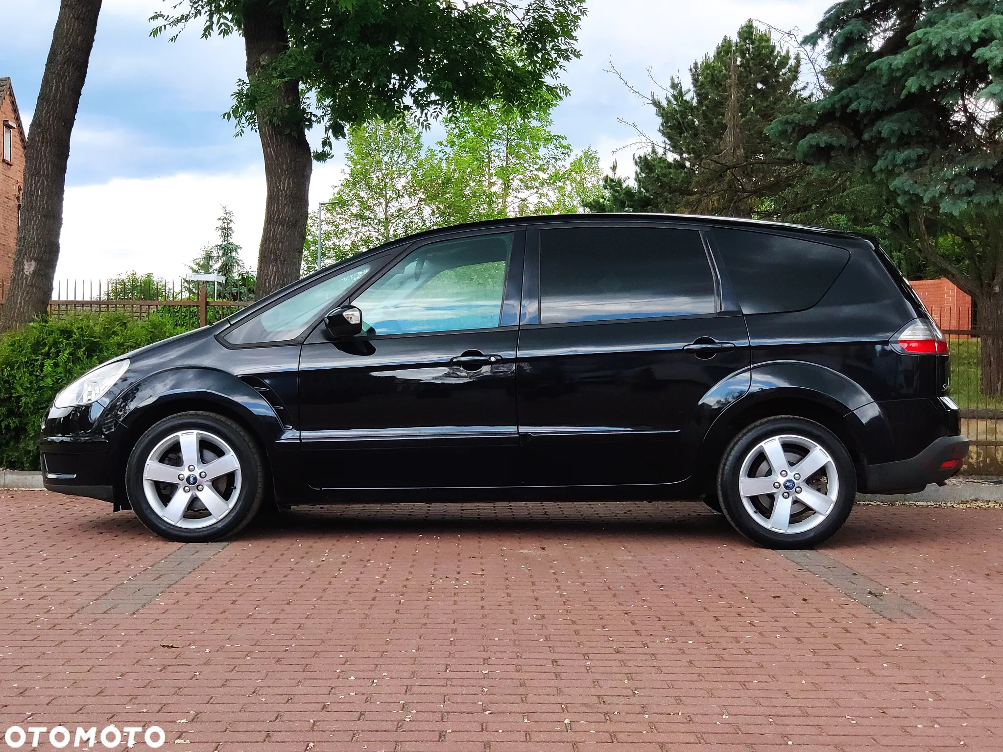 Ford S-Max - 16