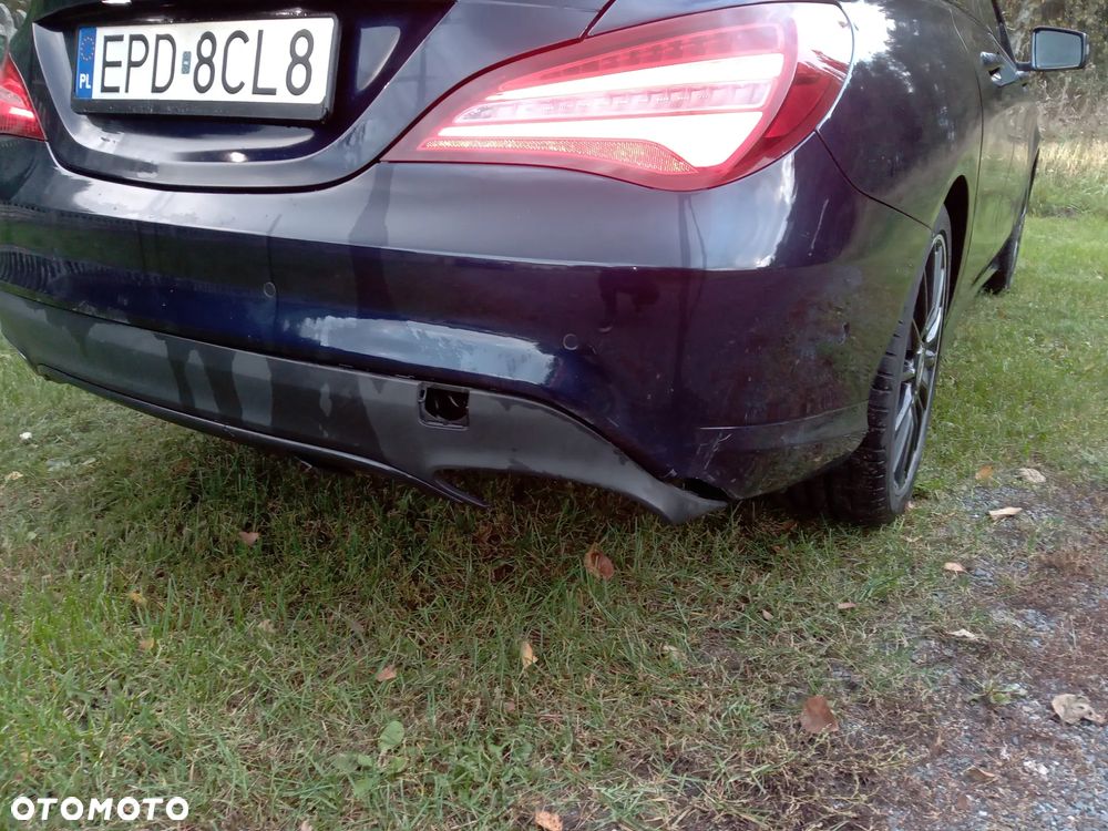 Mercedes-Benz CLA 200 7G-DCT Urban - 11