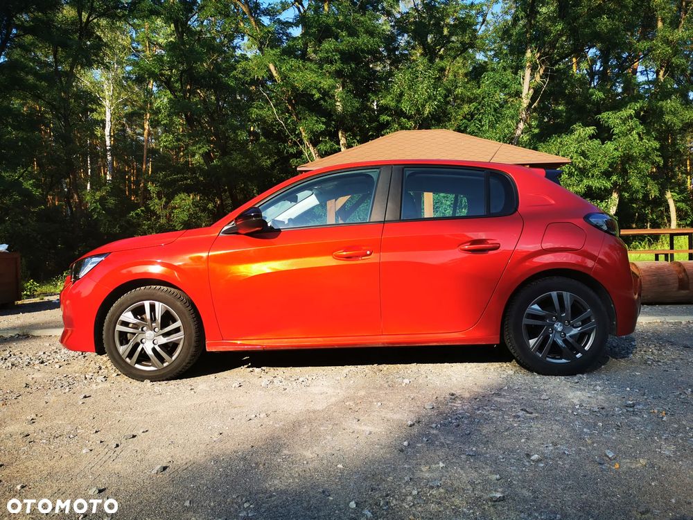 Peugeot 208 - 23