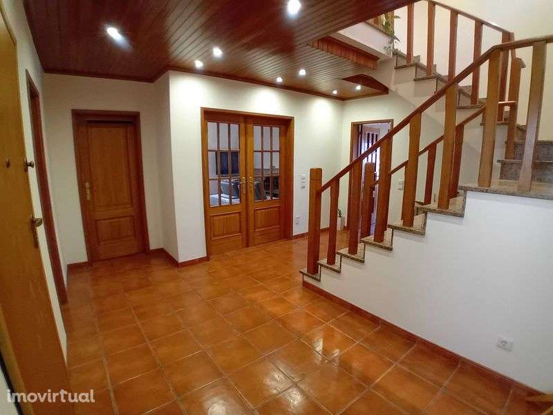 Moradia T4 com piscina em Brejos de Azeitão - Grande imagem: 2/12