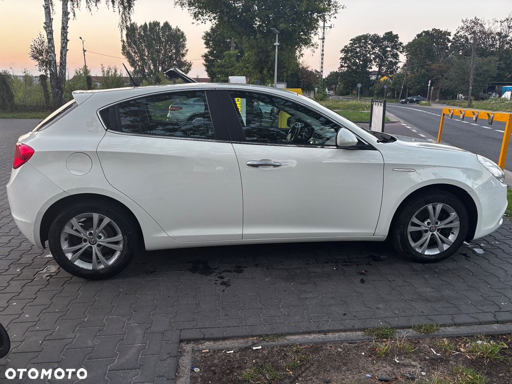 Alfa Romeo Giulietta 1.4 TB MultiAir Distinctive - 8