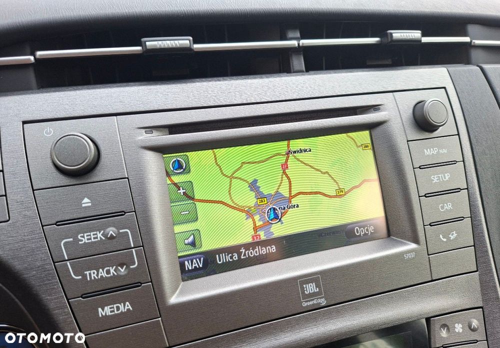 Toyota Prius - 34