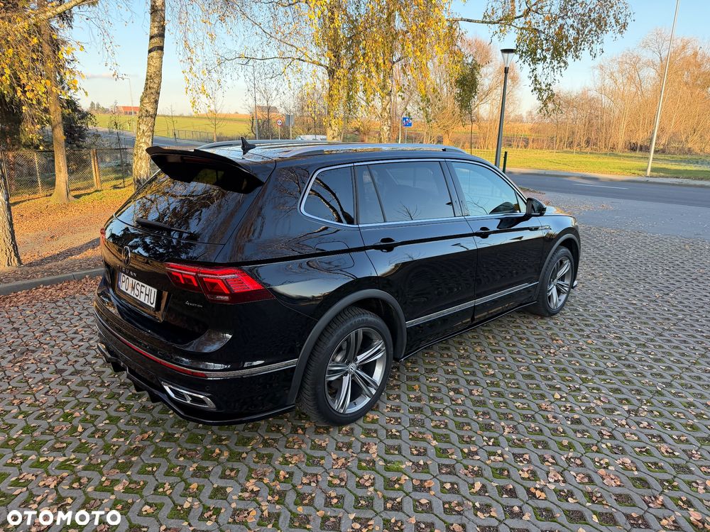 Volkswagen Tiguan 2.0 TDI SCR 4MotION DSG R-Line - 18