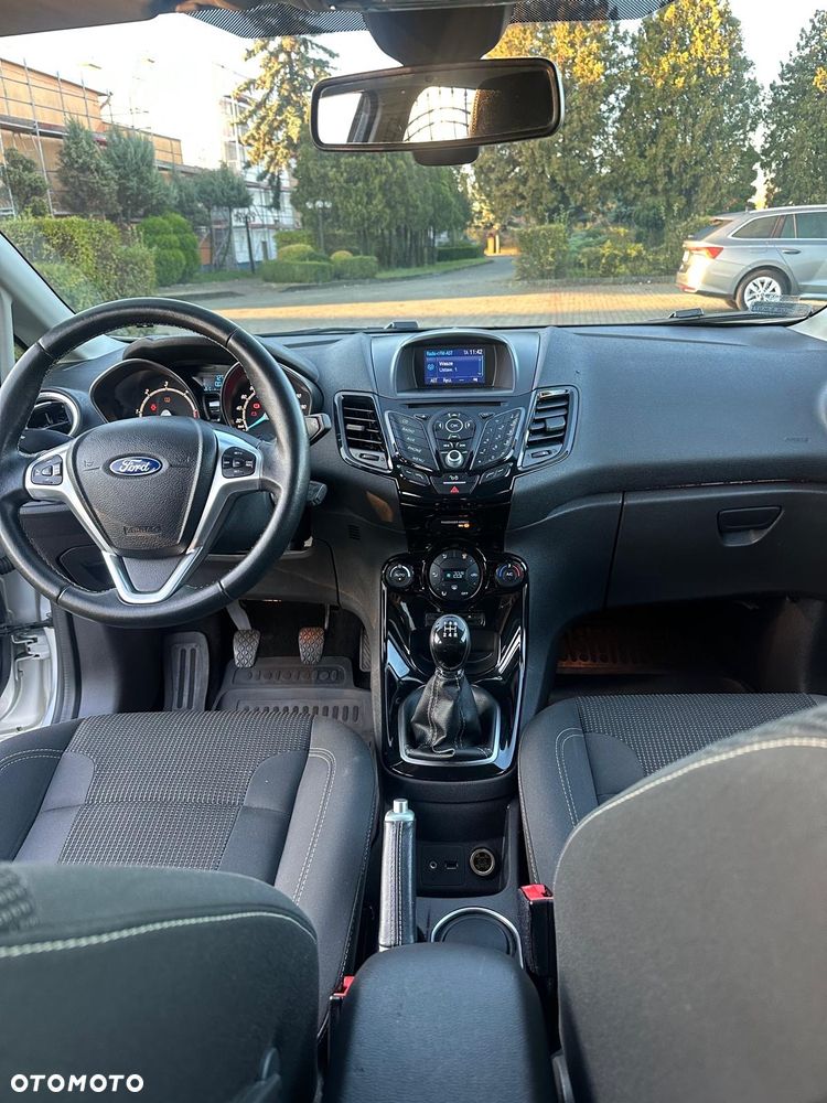 Ford Fiesta 1.5 TDCi Titanium - 18