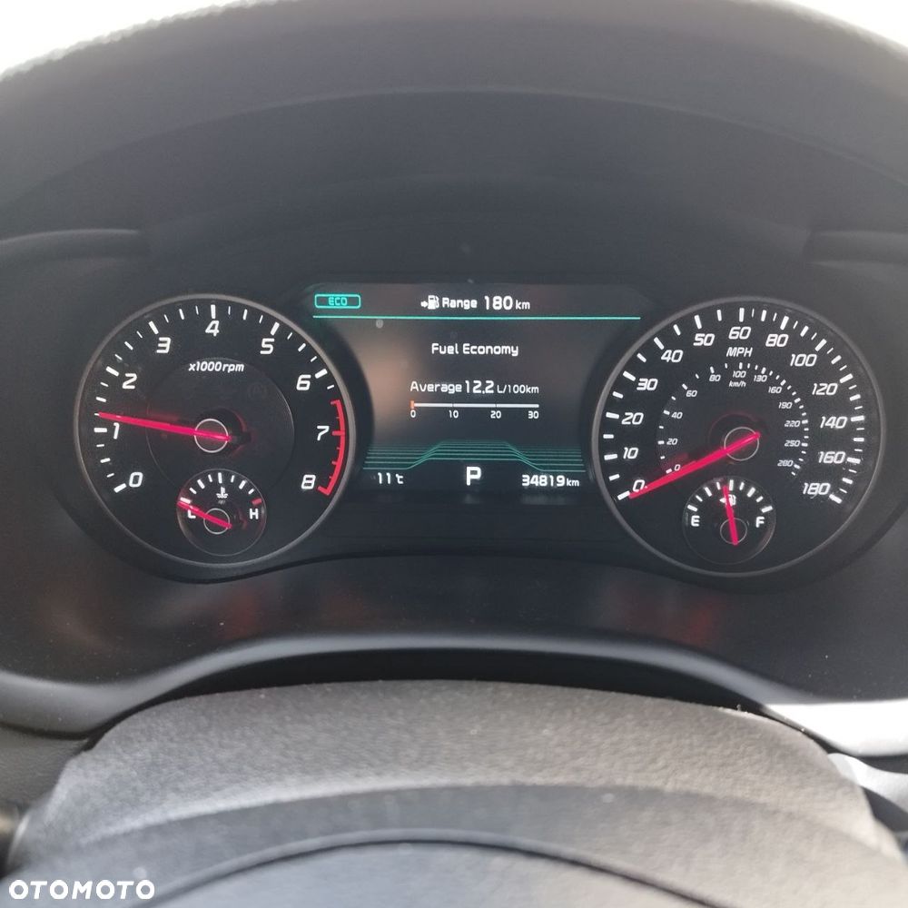 Kia Stinger - 4