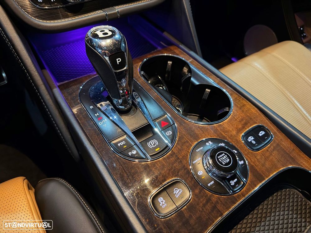 Bentley Bentayga 4.0 V8 - 38