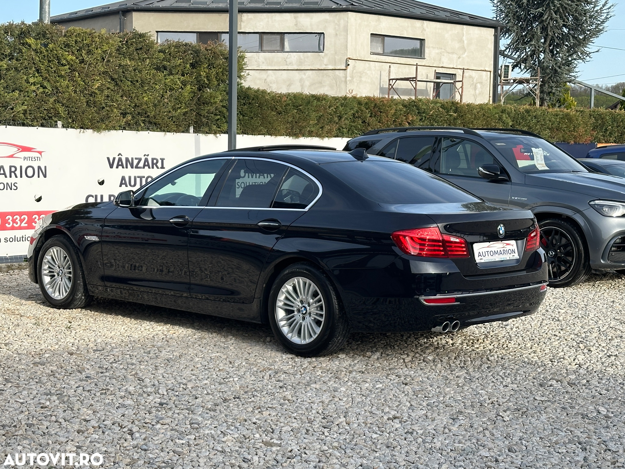 BMW Seria 5 520d AT - 13