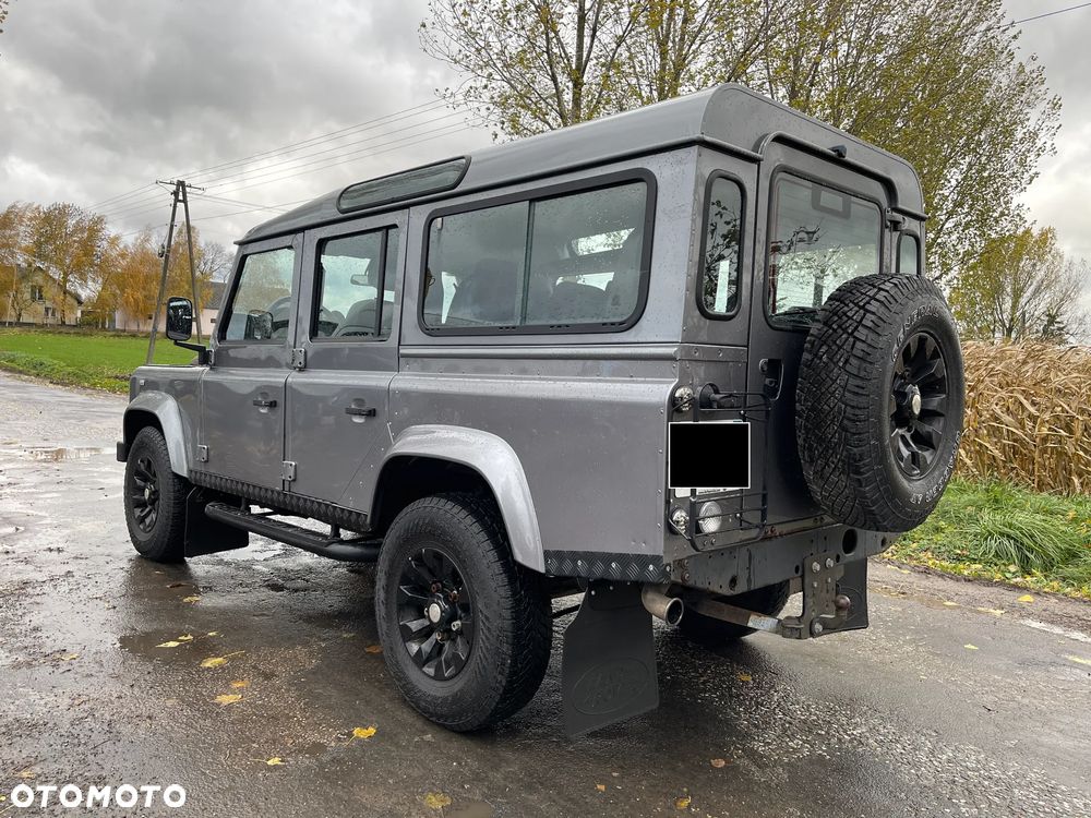 Land Rover Defender 110 DPF Station Wagon Adventure - 5