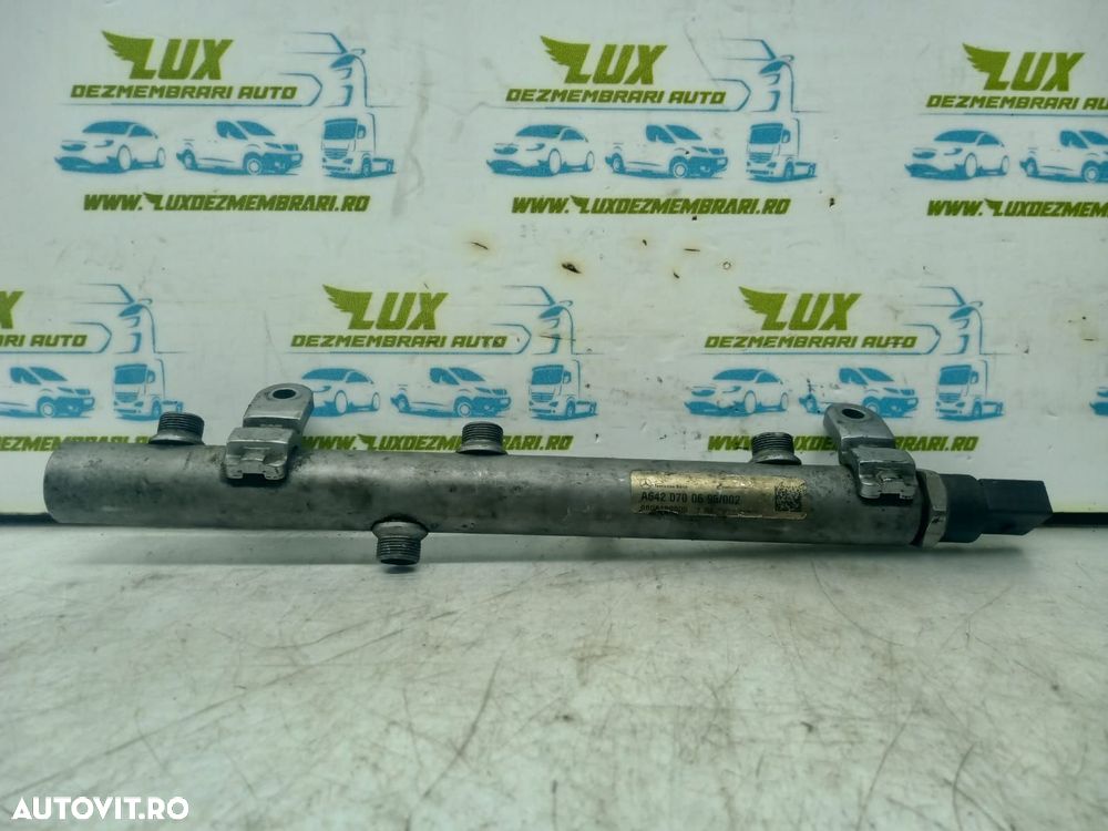 Rampa injectoare dreapta 3.0 cdi om642 v6 a6420700695 Mercedes-Benz M - 2