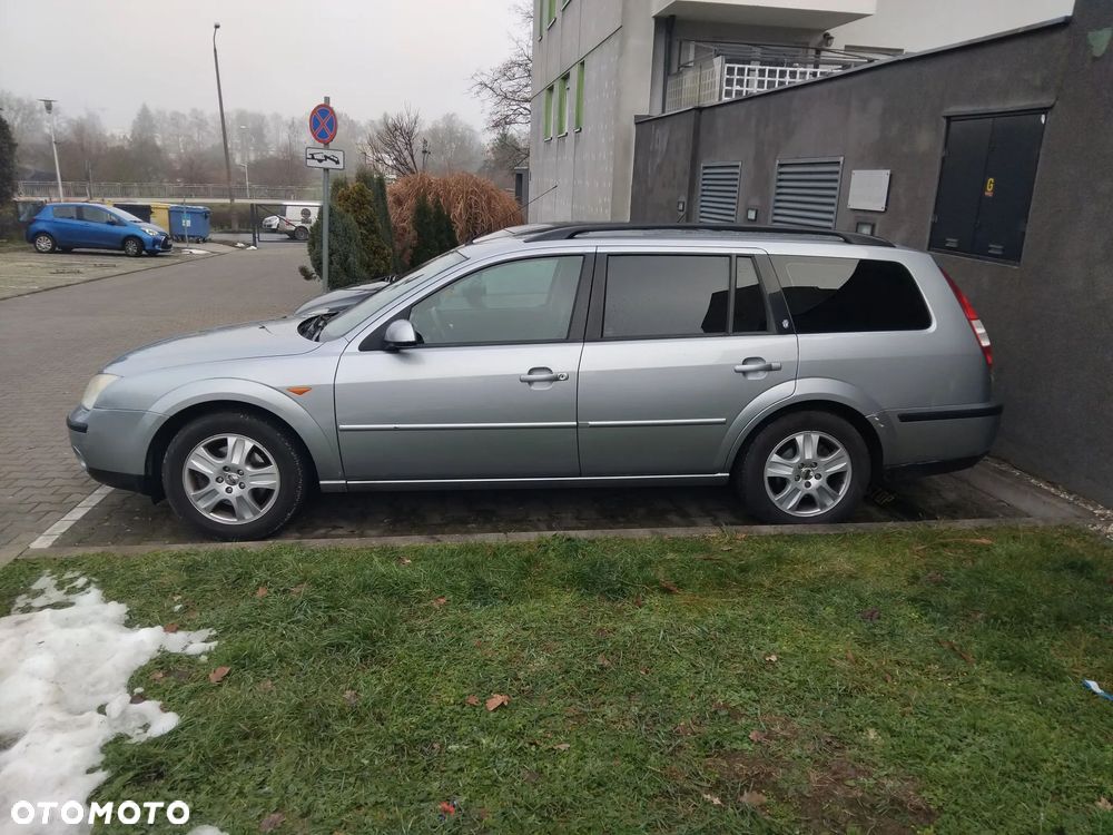 Ford Mondeo 2.0 Ghia - 1