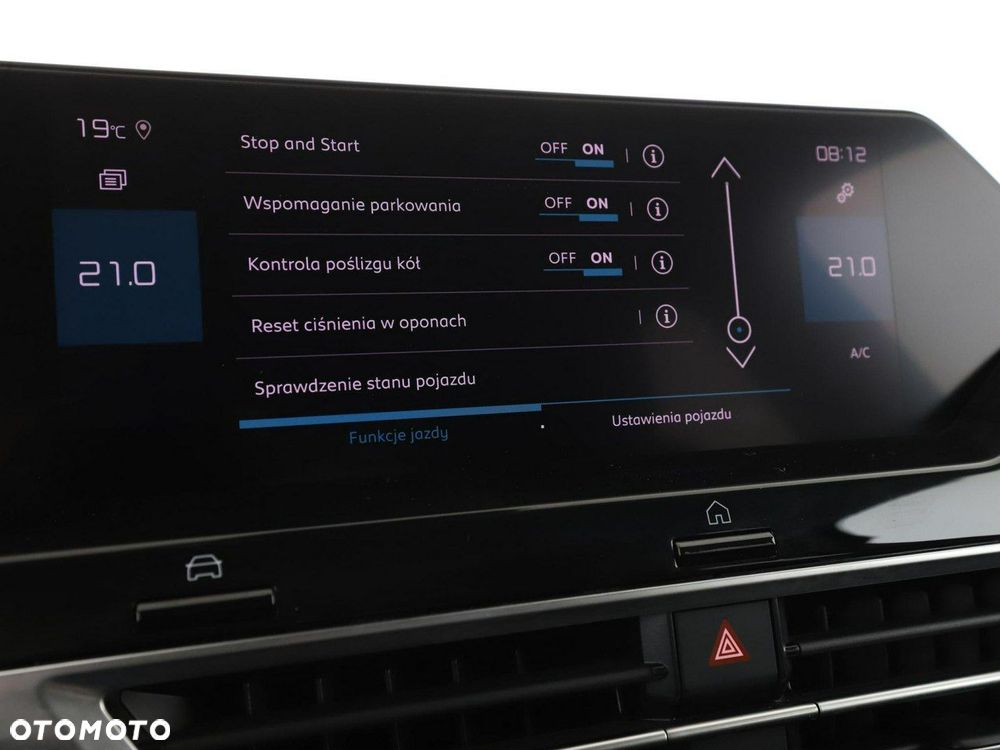 Citroën C4 PureTech 130 Stop&Start EAT8 PLUS - 28