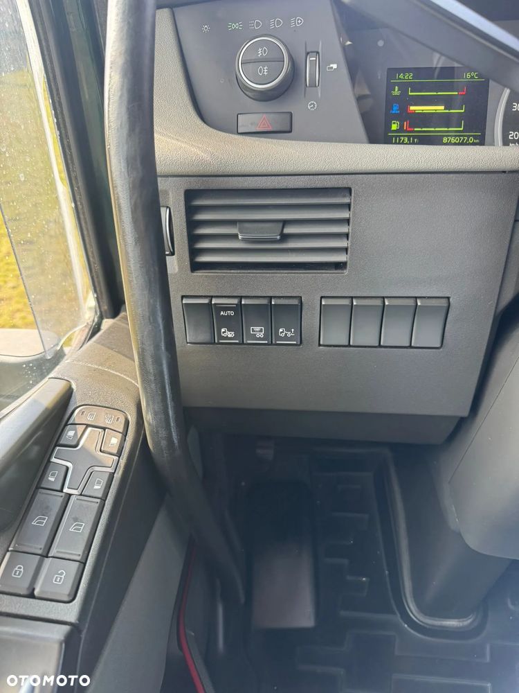 Volvo FH460 / Winda / Kabina sypialna/ Chłodnia/ Super Stan/ - 29