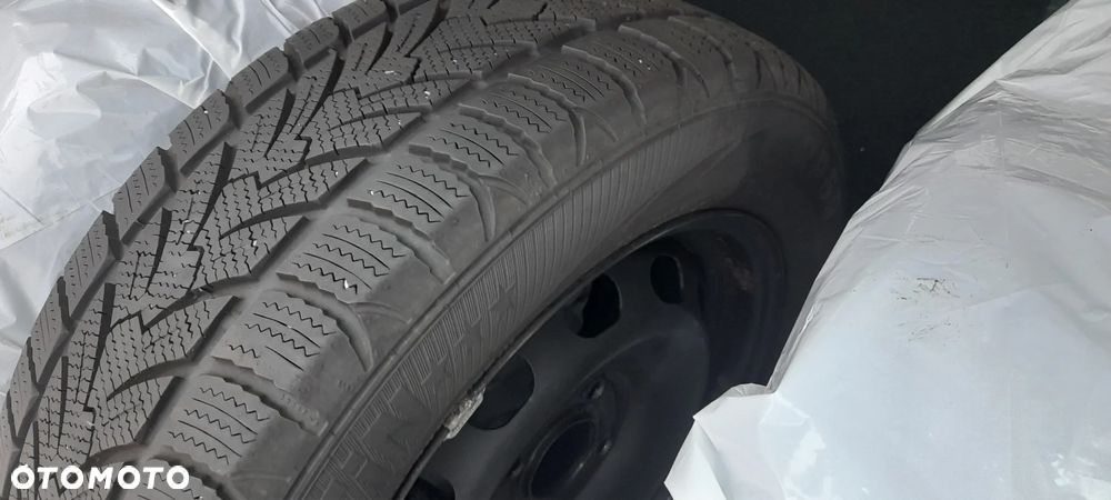 Ford Fiesta 1.1 S&S COOL&CONNECT - 11