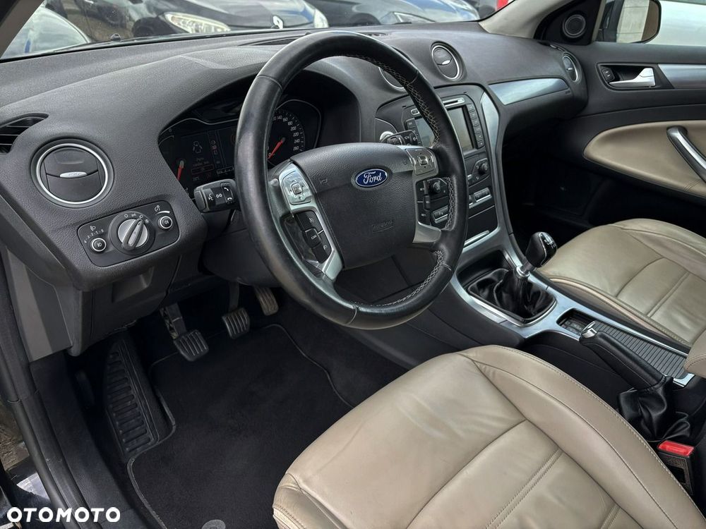 Ford Mondeo 2.0 TDCi Titanium - 11