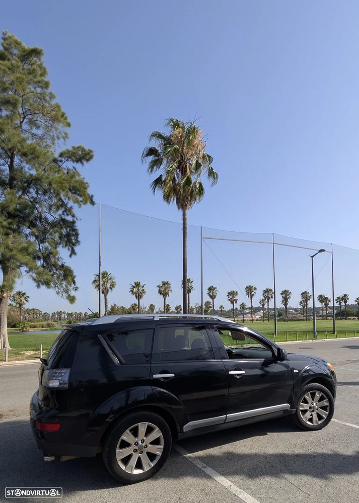 Mitsubishi Outlander 2.0 DI-D Instyle 4WD - 14