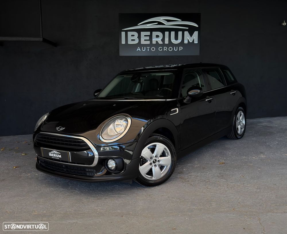 MINI Clubman Cooper Essential - 1