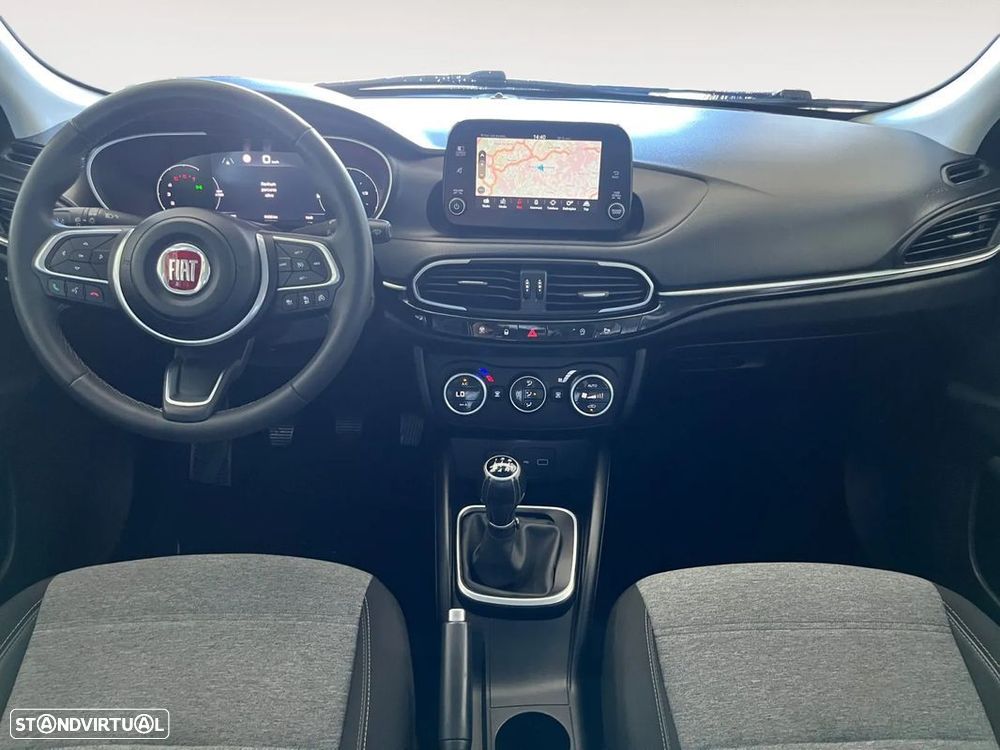 Fiat Tipo - 12