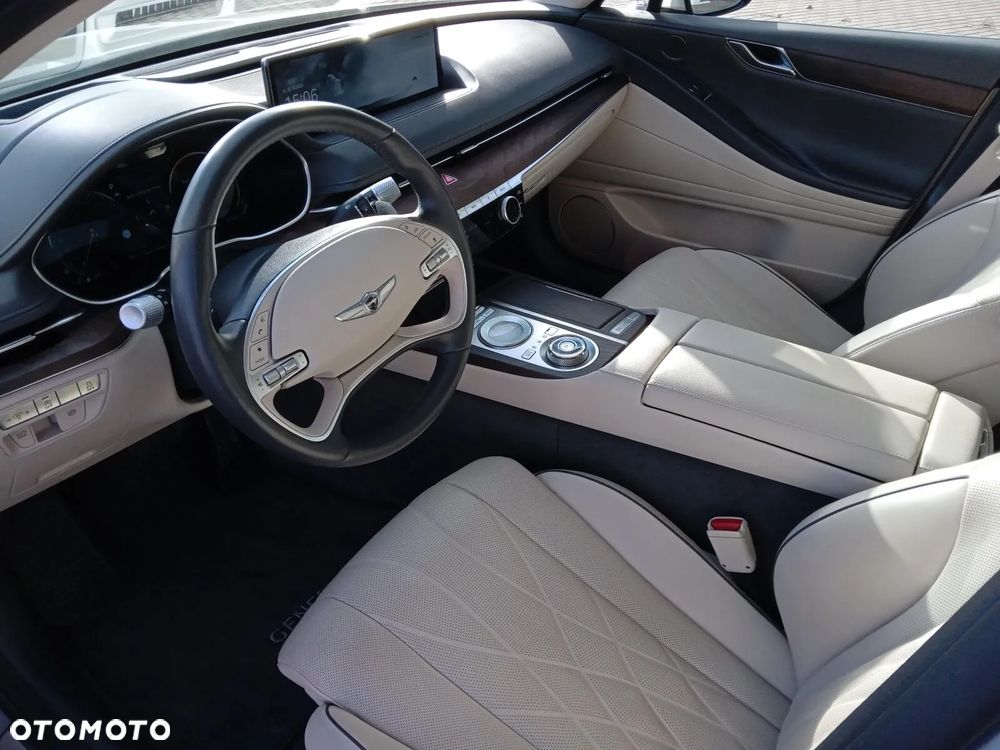 Genesis G80 - 14