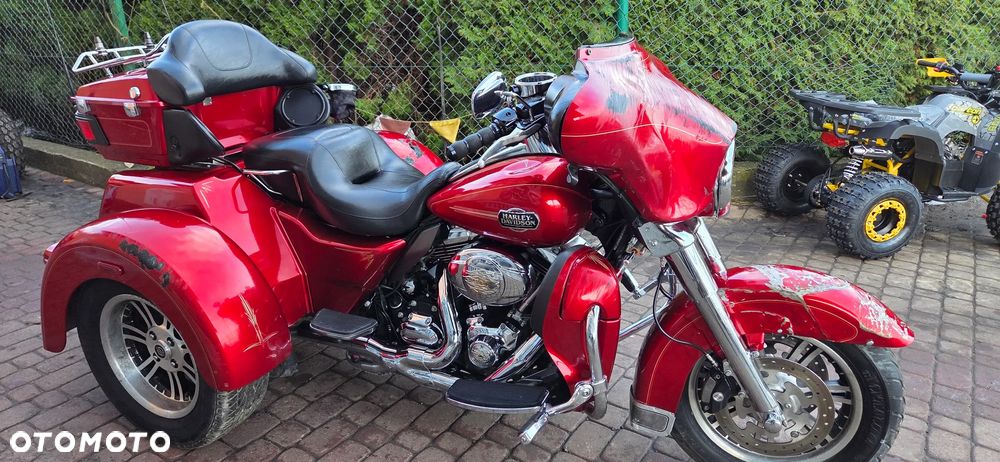 Harley-Davidson FLH Electra Glide - 2