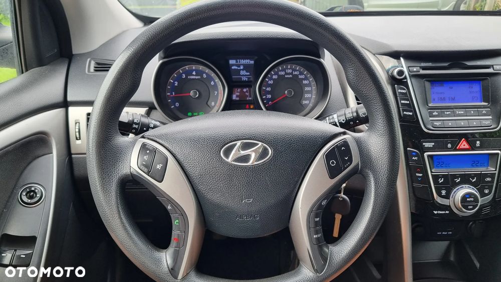 Hyundai i30 1.4 Intro Edition - 18